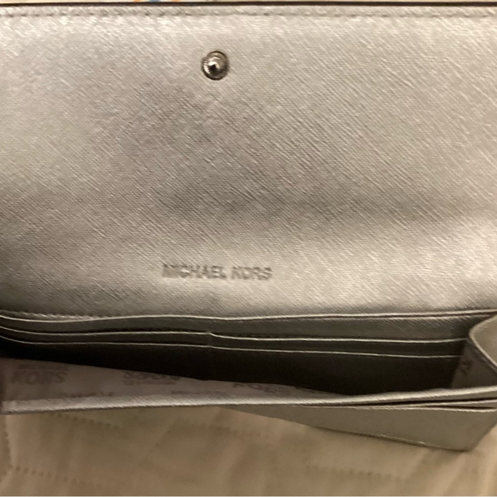 Michael Kors Metallic Silver Clutch - Picture 5 of 7